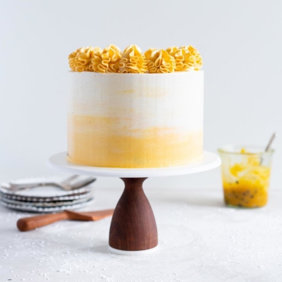 Ванильный торт с маракуйей